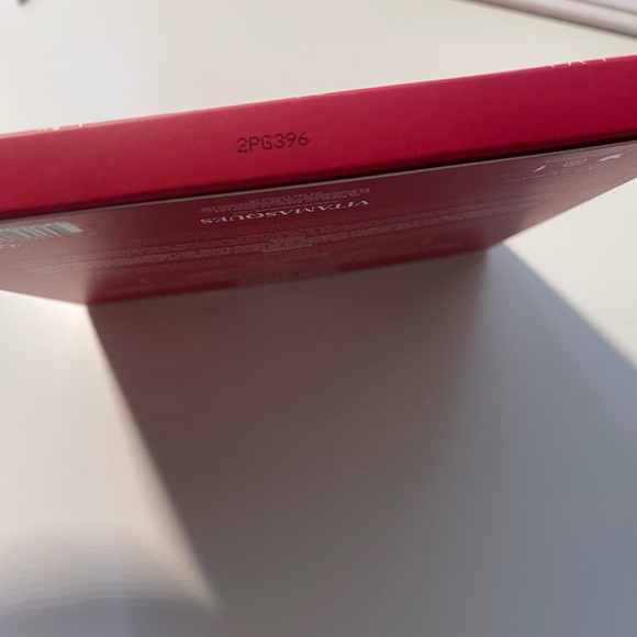 Vitamasques cranberry and apple probiotic repaire face mask - Picture 3 of 3